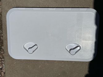Boat storage lid.