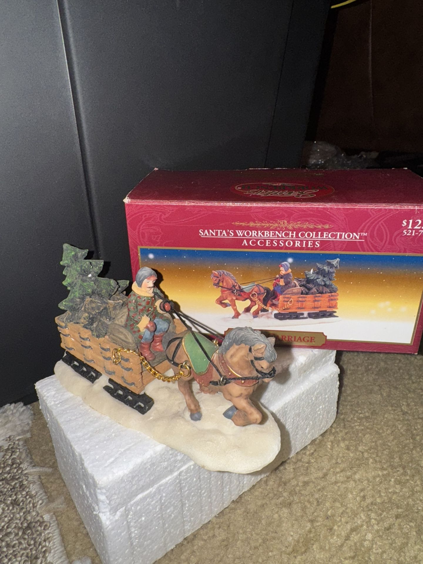 Santa’s Workbench Collection 1998 #(contact info removed) Resin Carriage Figure 6"x3"