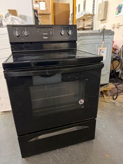 Whirlpool 30’ stove oven range , used in good condition