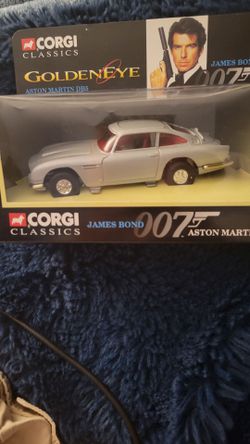 Corgi 007 Aston martin