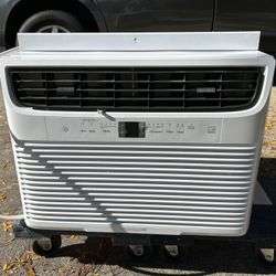 Frigidaire 10000 BTU Window Air Conditioner