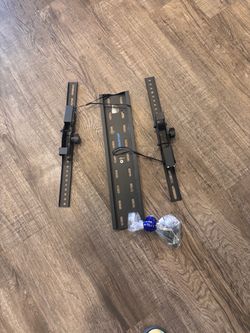 Tv wall mount, fits up to 50 inch tv