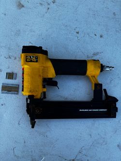 DeVilbiss 2x4 Pneumatic Brad Nailer