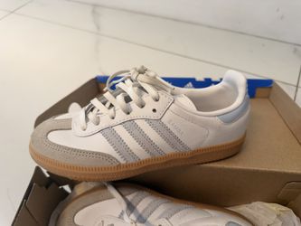 Sky blue Sambas