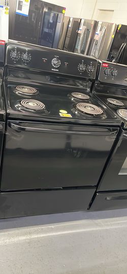 Hotpoint Electric Stove 4 Coils In Color Black
