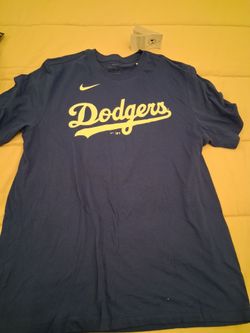 Men's t shirt size L