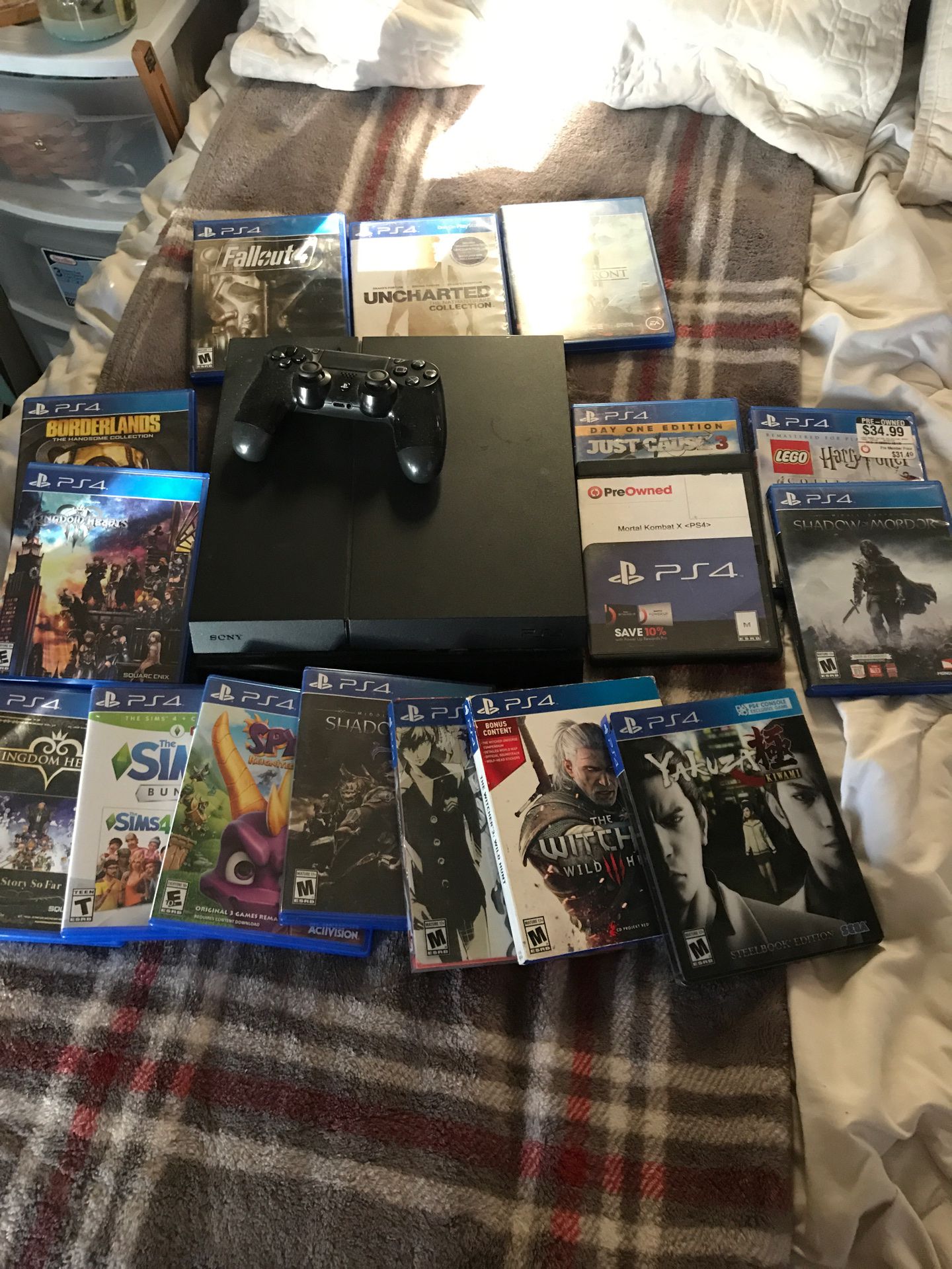 ps4 1tb and games!