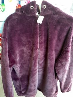 New Pink burgundy sweater