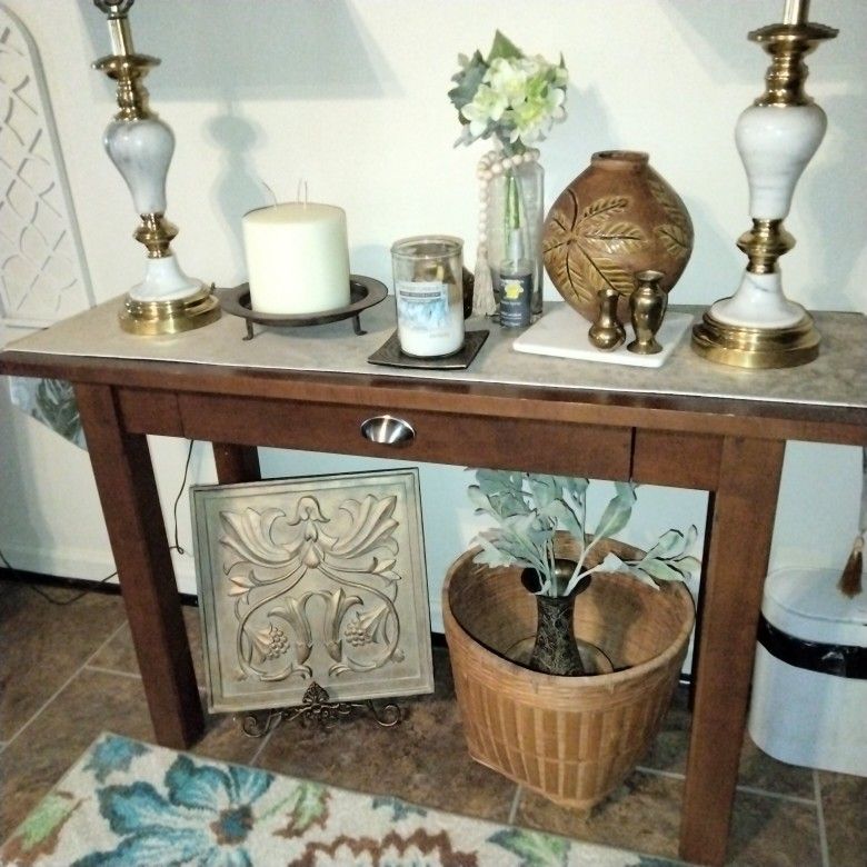 Wood Desk/Entryway Table 