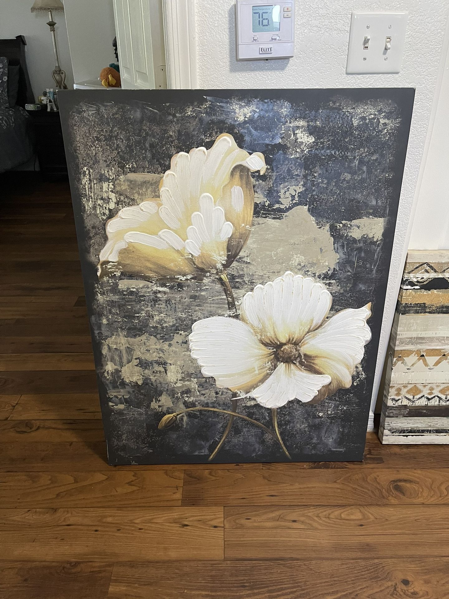 White Golden Florals Canvas Wall Art Wall Decor Flowers Decorations Home Interior Womens Furniture Floral Garden