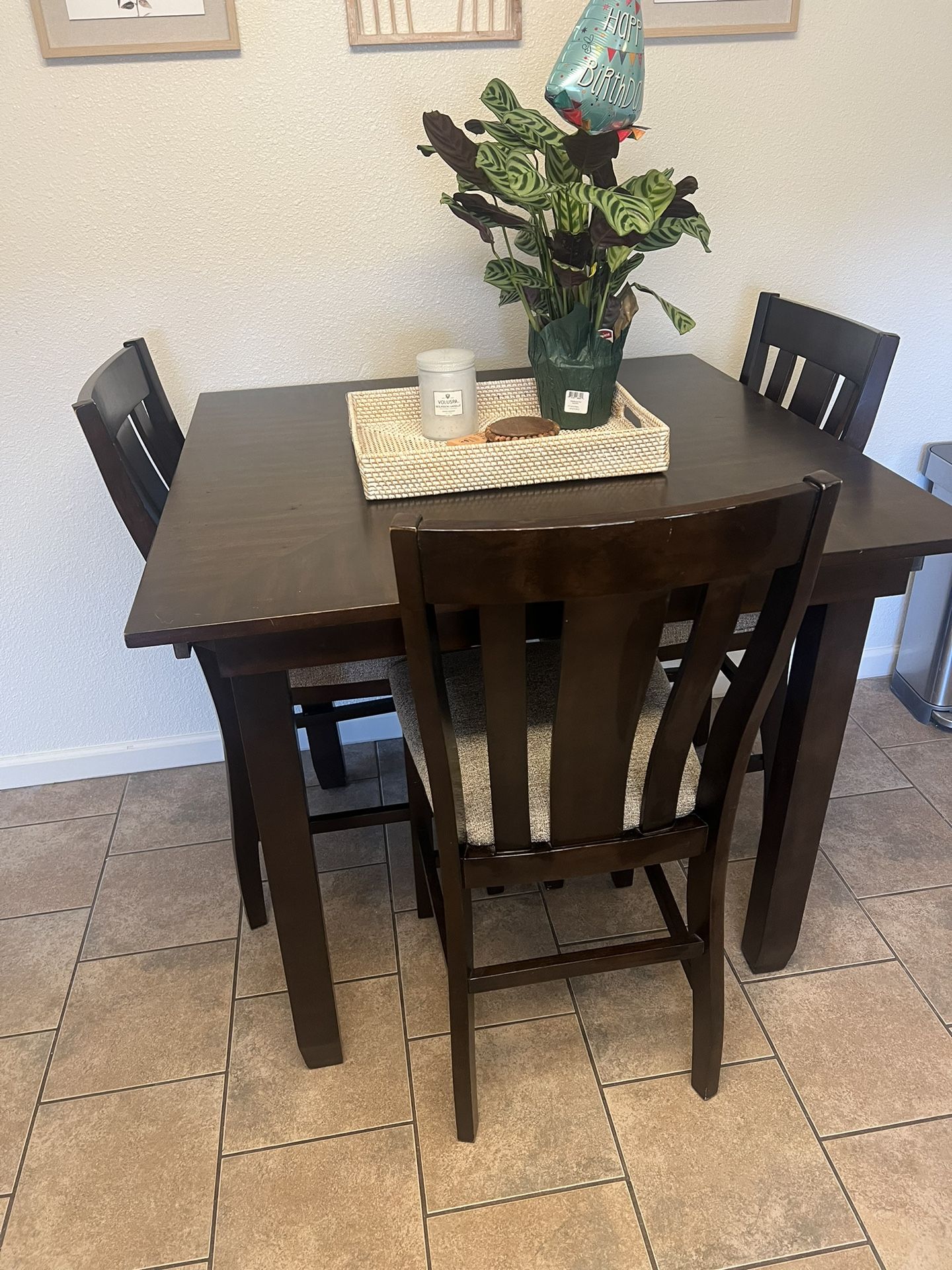 Bar Height Dining Table for Sale in Ripon, CA OfferUp