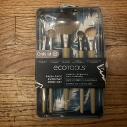 Ecotools Makeup brush set
