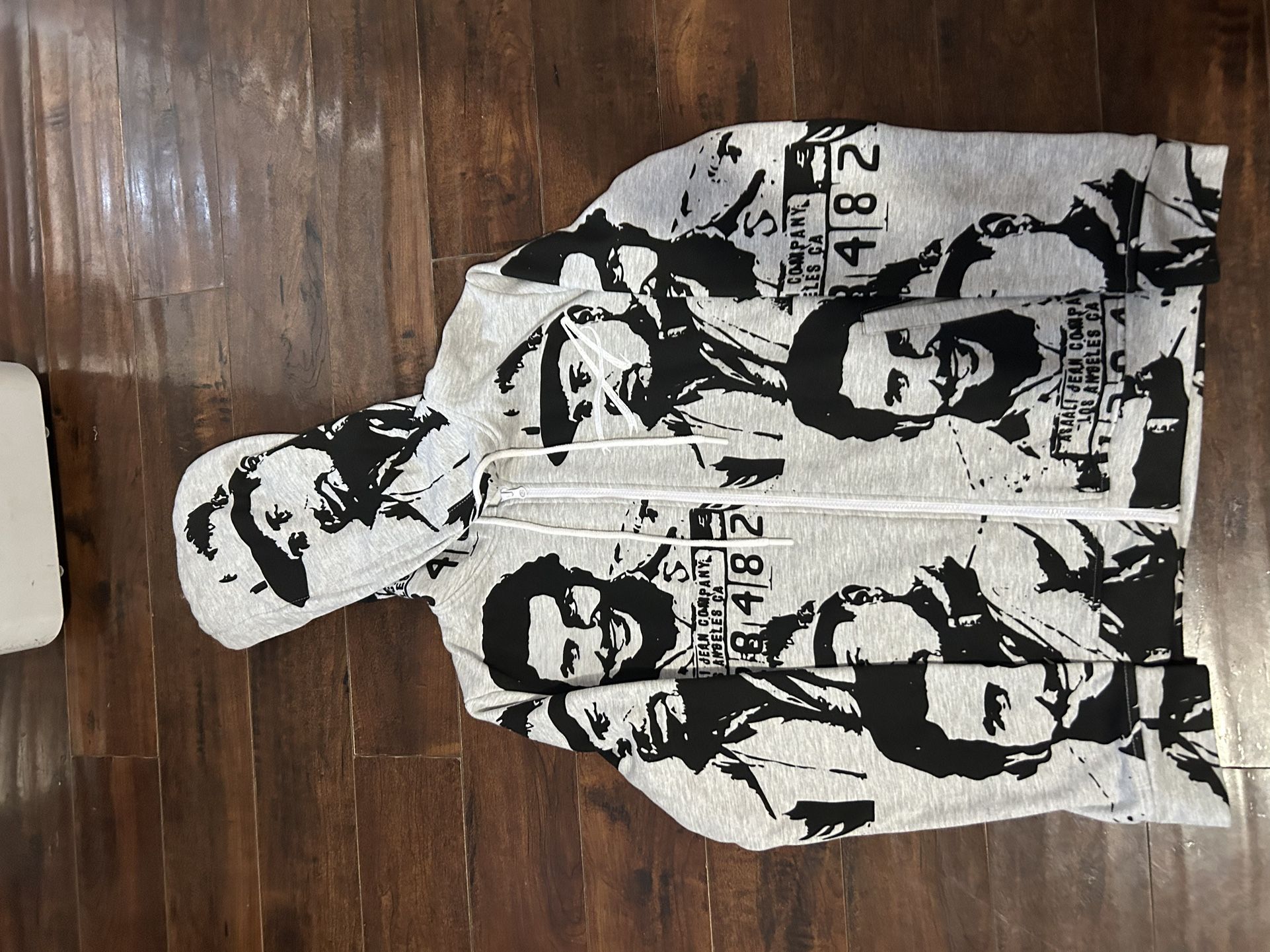 Asaali Hoodie 