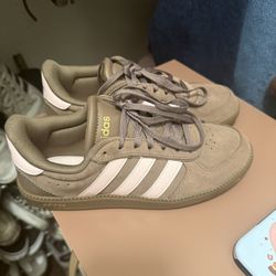 Adidas Pink An Brown 