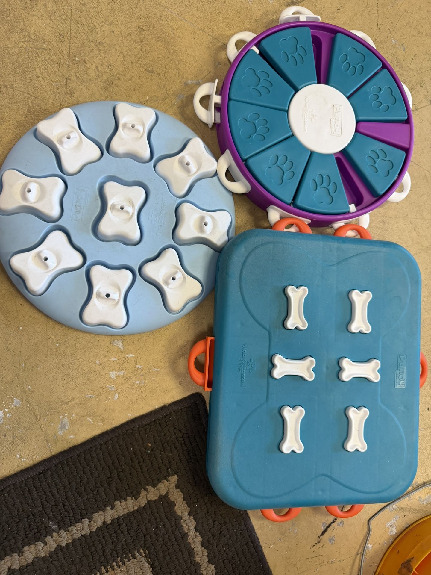 Dog Enrichment Puzzles