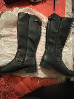 Boots for sell