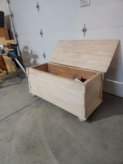 Solid wood chest
