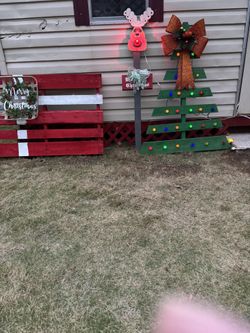 Christmas Yard Decor