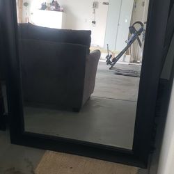 Beautiful Giant Front Room Mirror An Awesome Condition Paid $275 Selling For $100 Firm Pick Up Only Cash Only