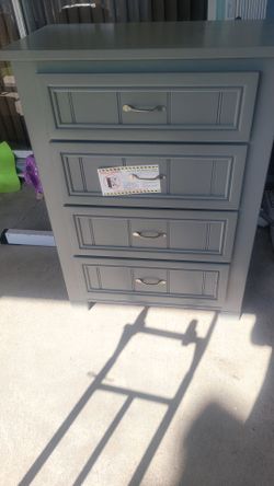 Dresser