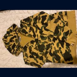 Bape Hoodie Size M
