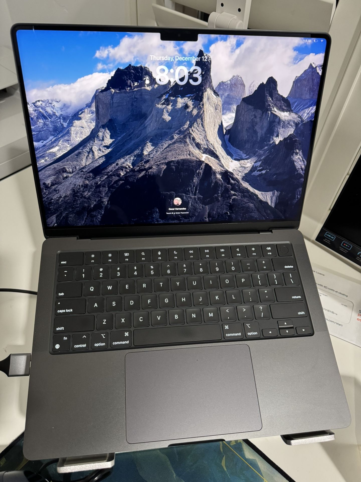 MacBook Pro 14-inch, M3 Pro Chip, 18GB, 512GB SSD Space Black