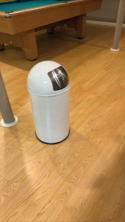 White dome lid metal trash can