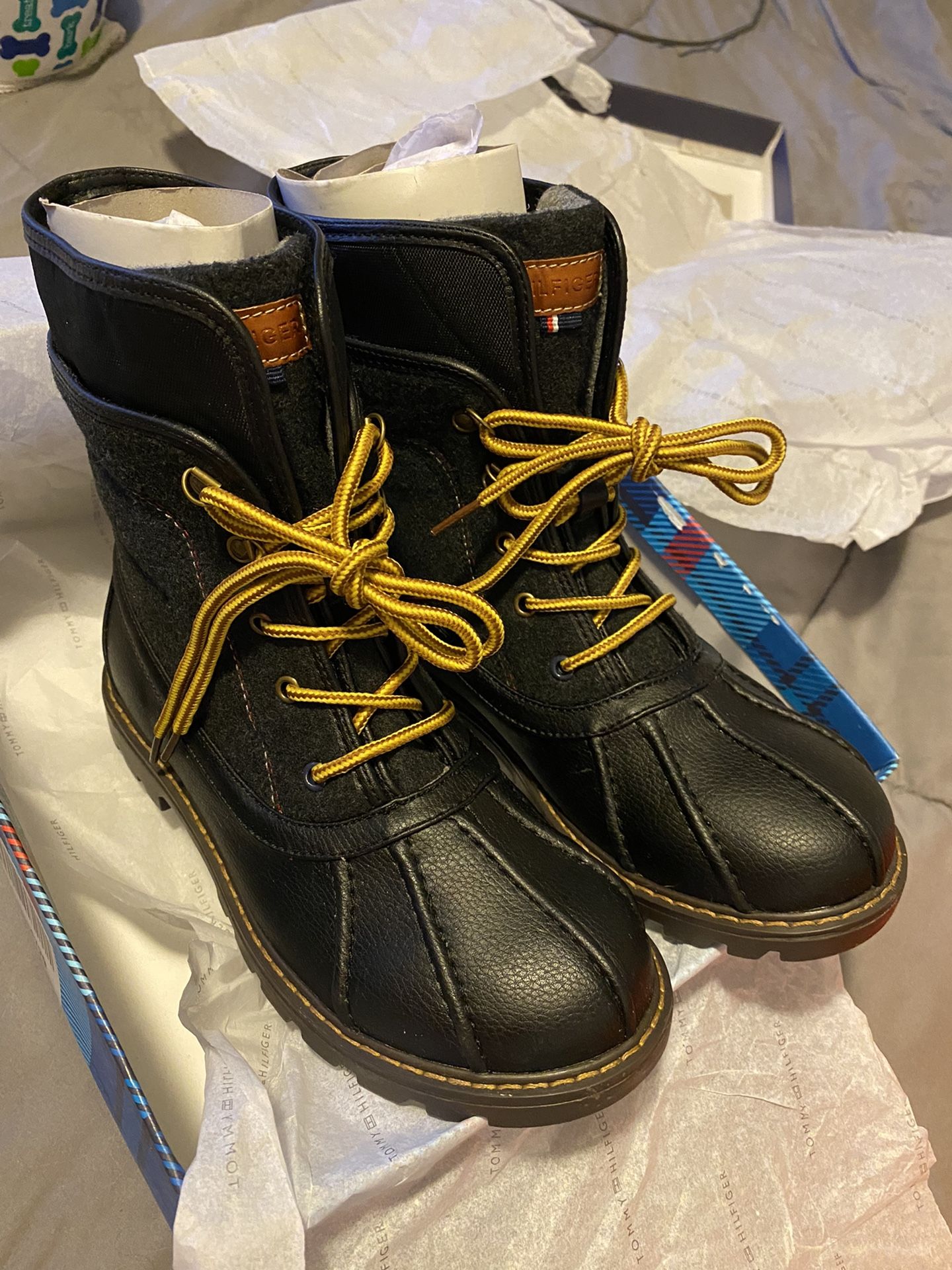 mens duck boots tommy hilfiger