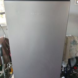 Hisense Mini Fridge 