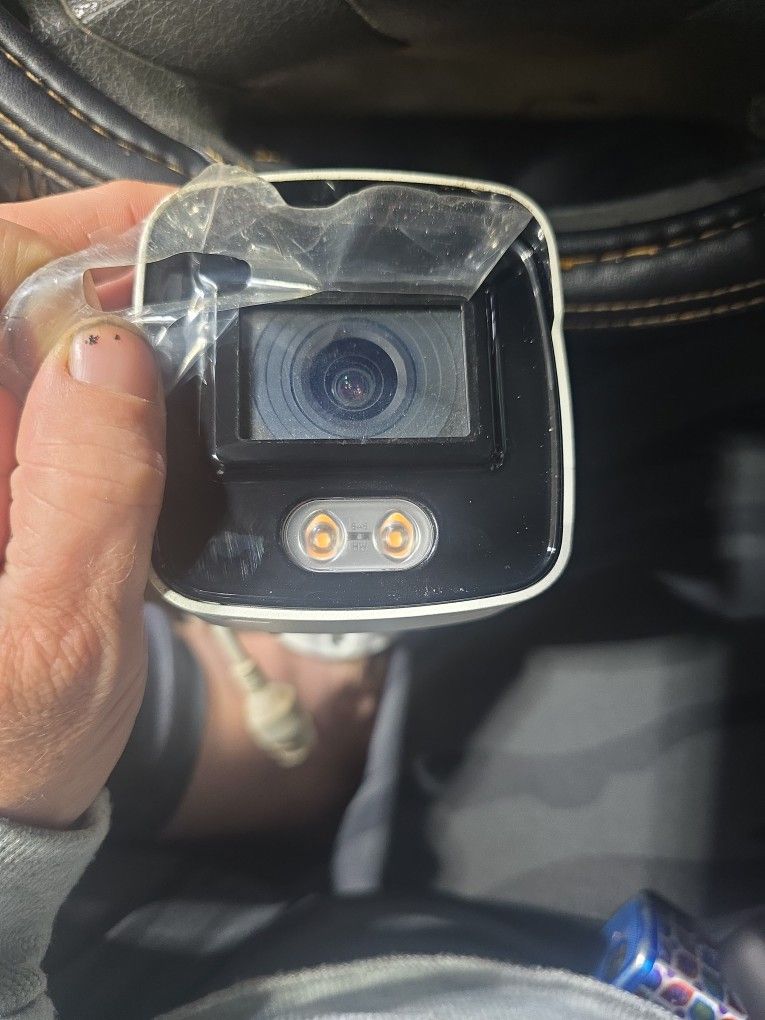 HIKVISION HI DEF OUTDOOR CAMERA. 