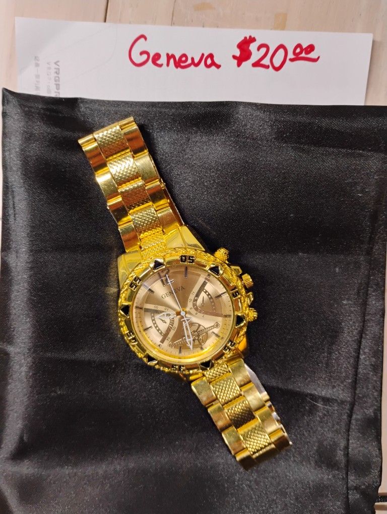 Geneva Never Worn Gold plated Face