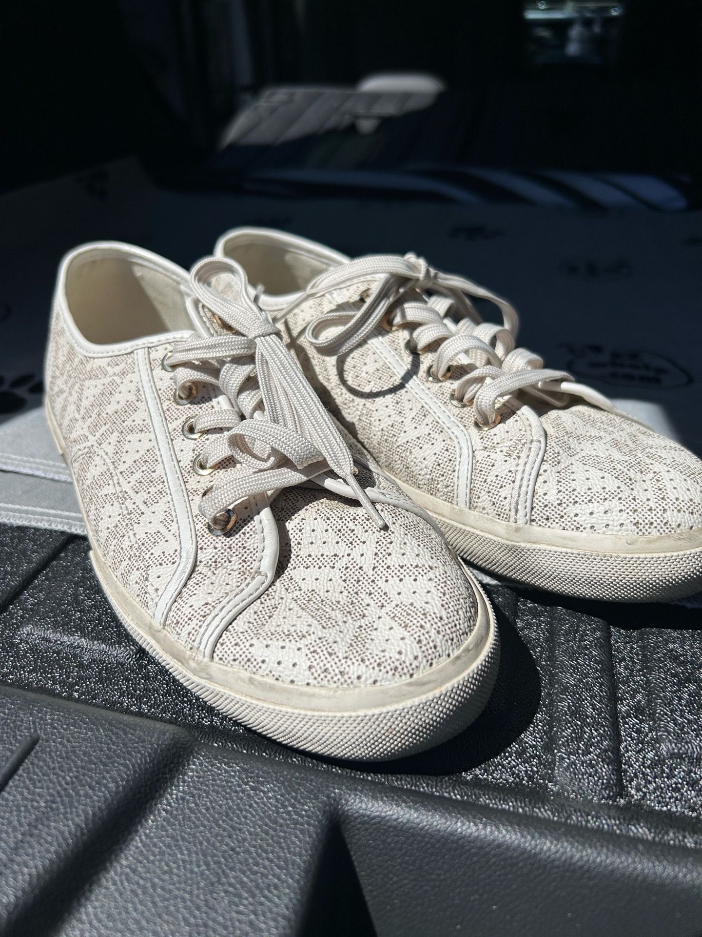 Micheal Kors women shoes