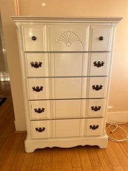 Drawer Tall Dresser  – Vintage Style