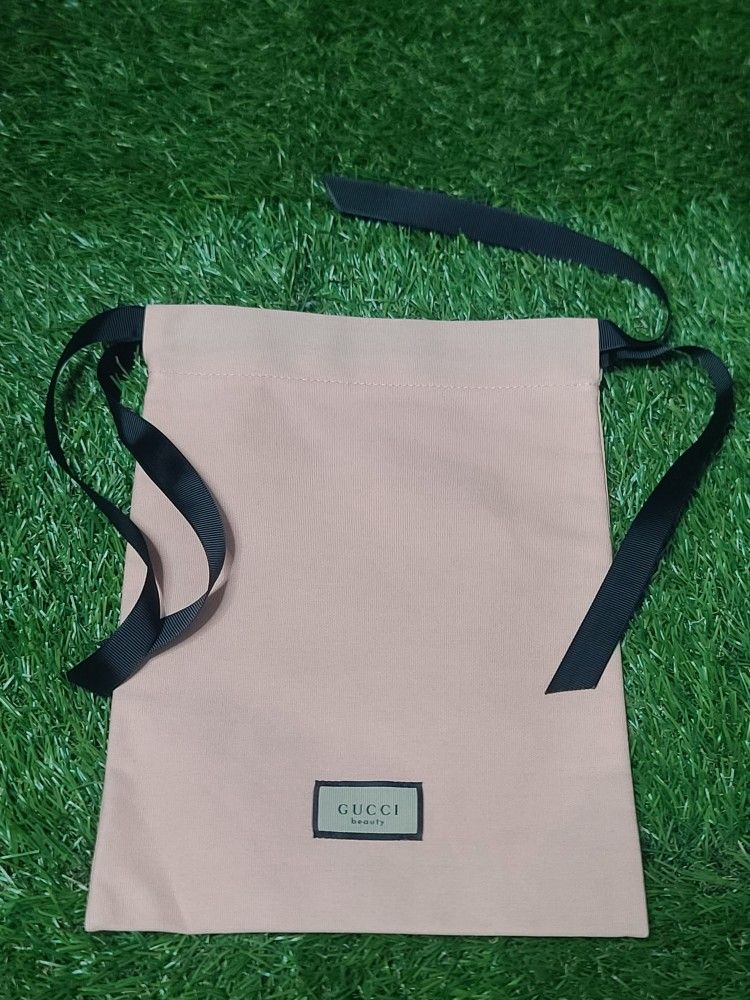 Cute Peach Gucci Beauty Bags