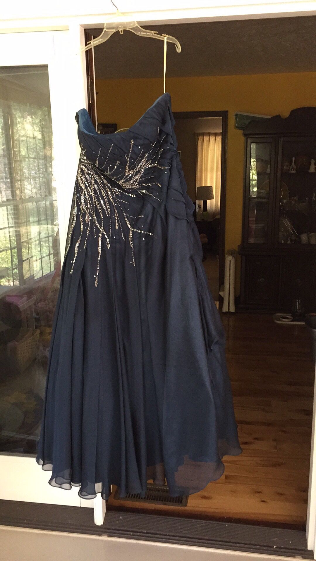 Joli Pro Size 16/18 Prom/Special Event Dress/Gown
