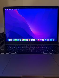 2016 MacBook Pro 13” Touch Bar – 512GB SSD – 8GB RAM