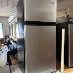 Used Vissani Mini Fridge Top Bottom Door 