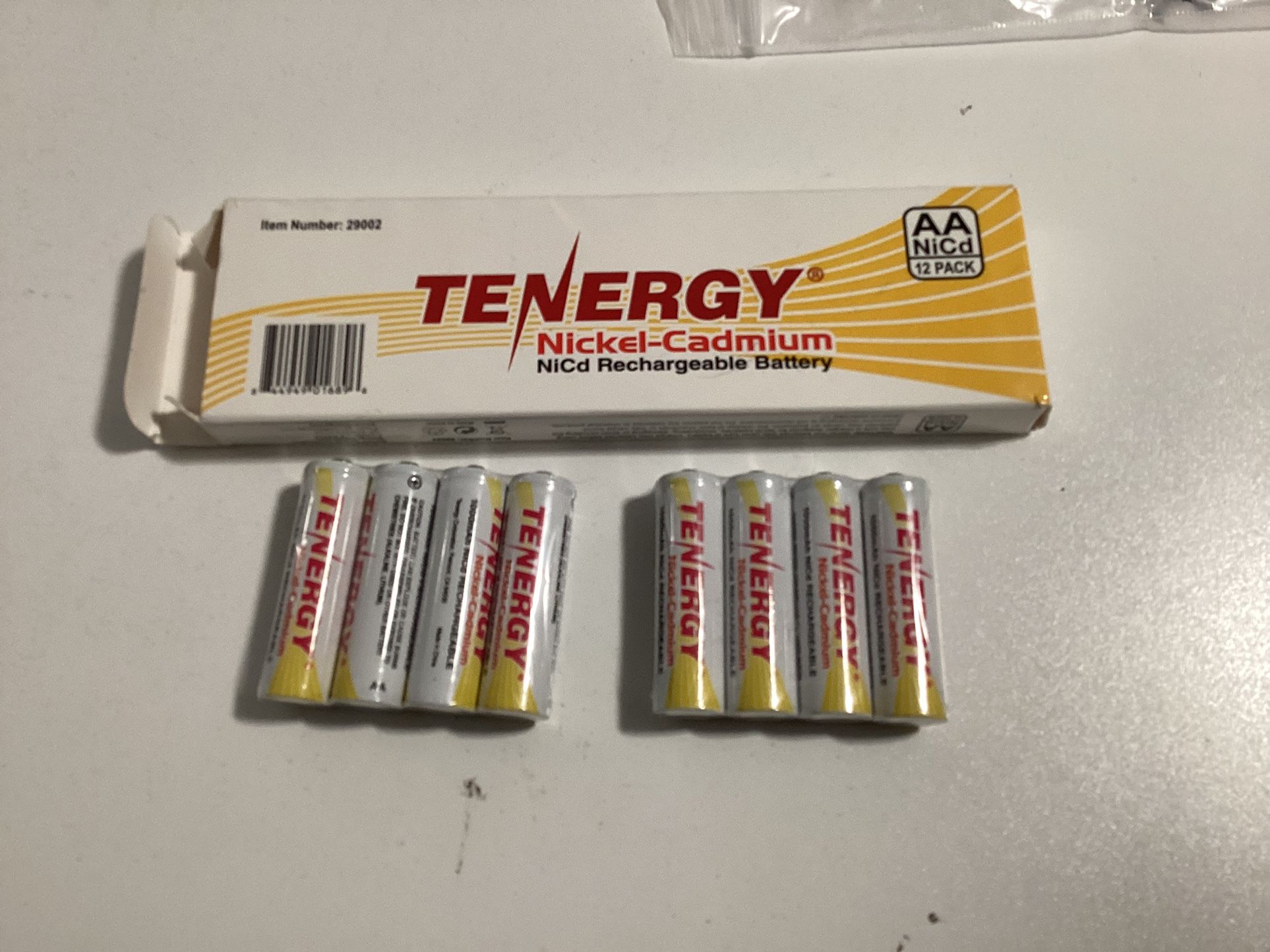 8 New Sealed AA NiCD Batteries
