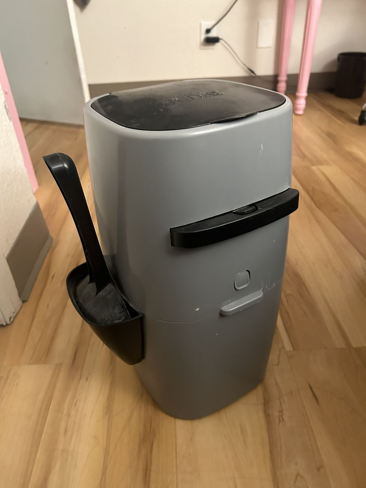 genie cat litter disposal