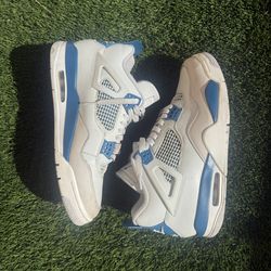 Jordan 4 military blue