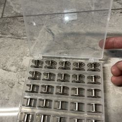 25 Pieces Metal Sewing Machine Bobins With Plasric Case For Brother Singer Janine Kenmore