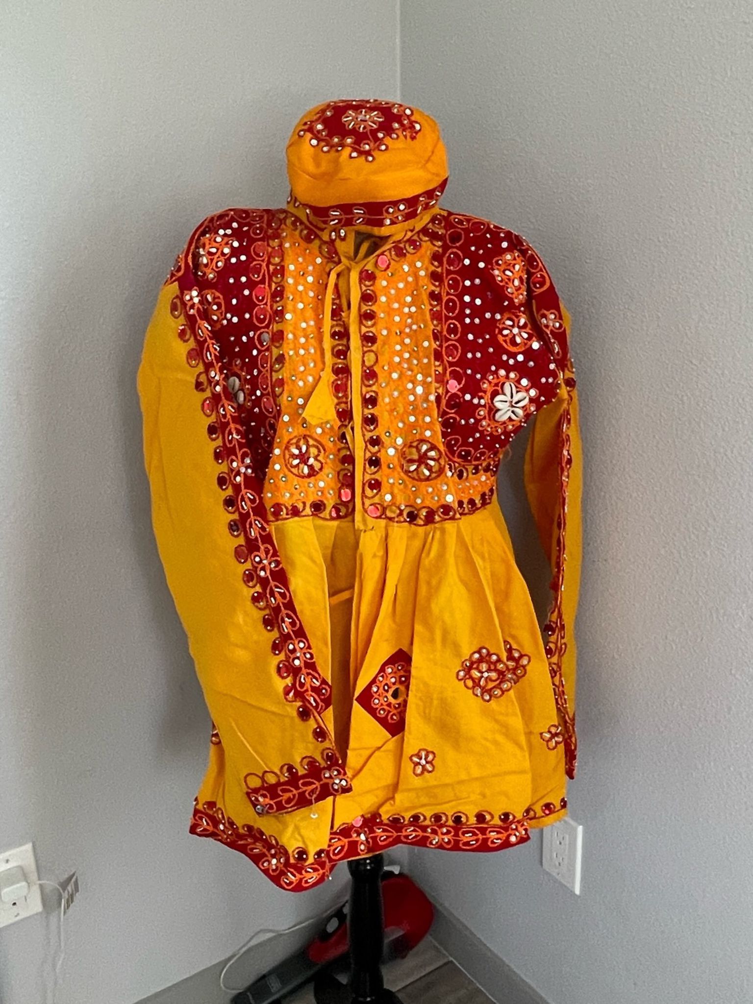 Mens indian outfit. Indian Dress 