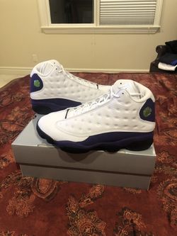 Deadstock Jordan 13s lakers edition size 9.5