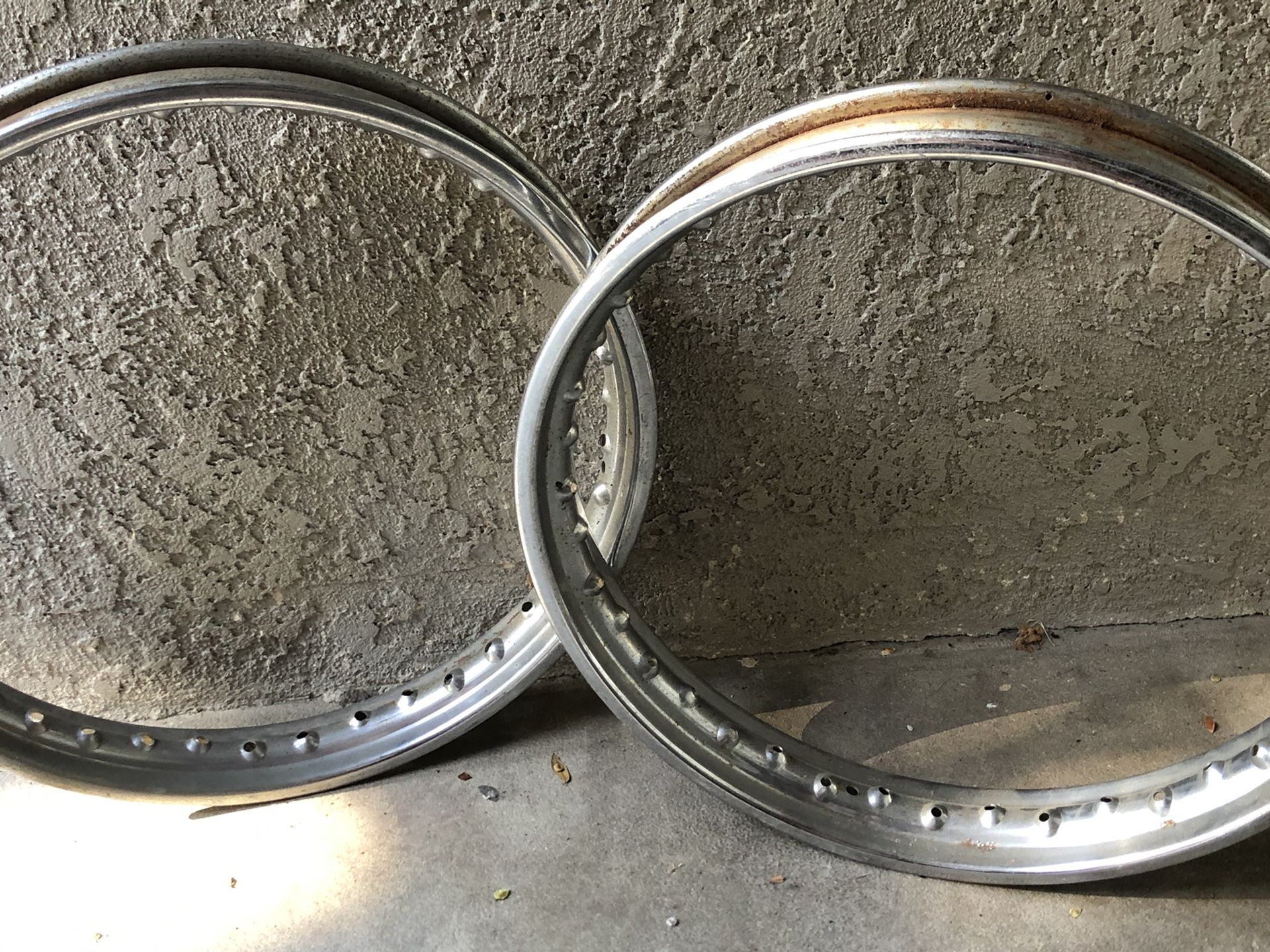 Triumph motorcycle hoops, need hub and spokes