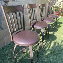 Be stools
