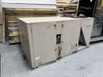 Lennox LGC120S2BH2Y Commercial Packaged Rooftop HVAC Unit