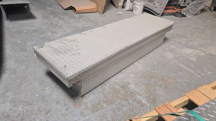 Truck storage box