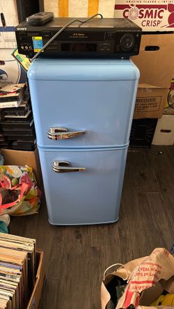 Retro mini Fridge refrigerator
