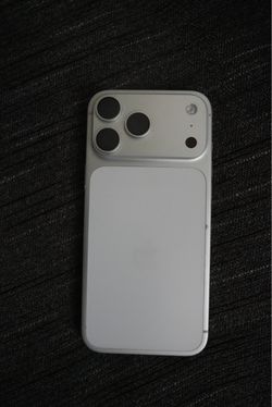 iphone 17 Pro Max 1TB white