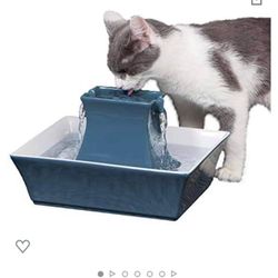 PetSafe Drinkwell Avalon Cat Water Fountain